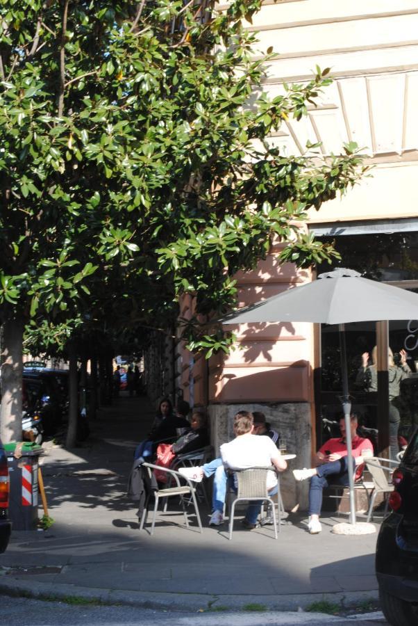 Lombardo Acomodação com café da manhã Roma Exterior foto