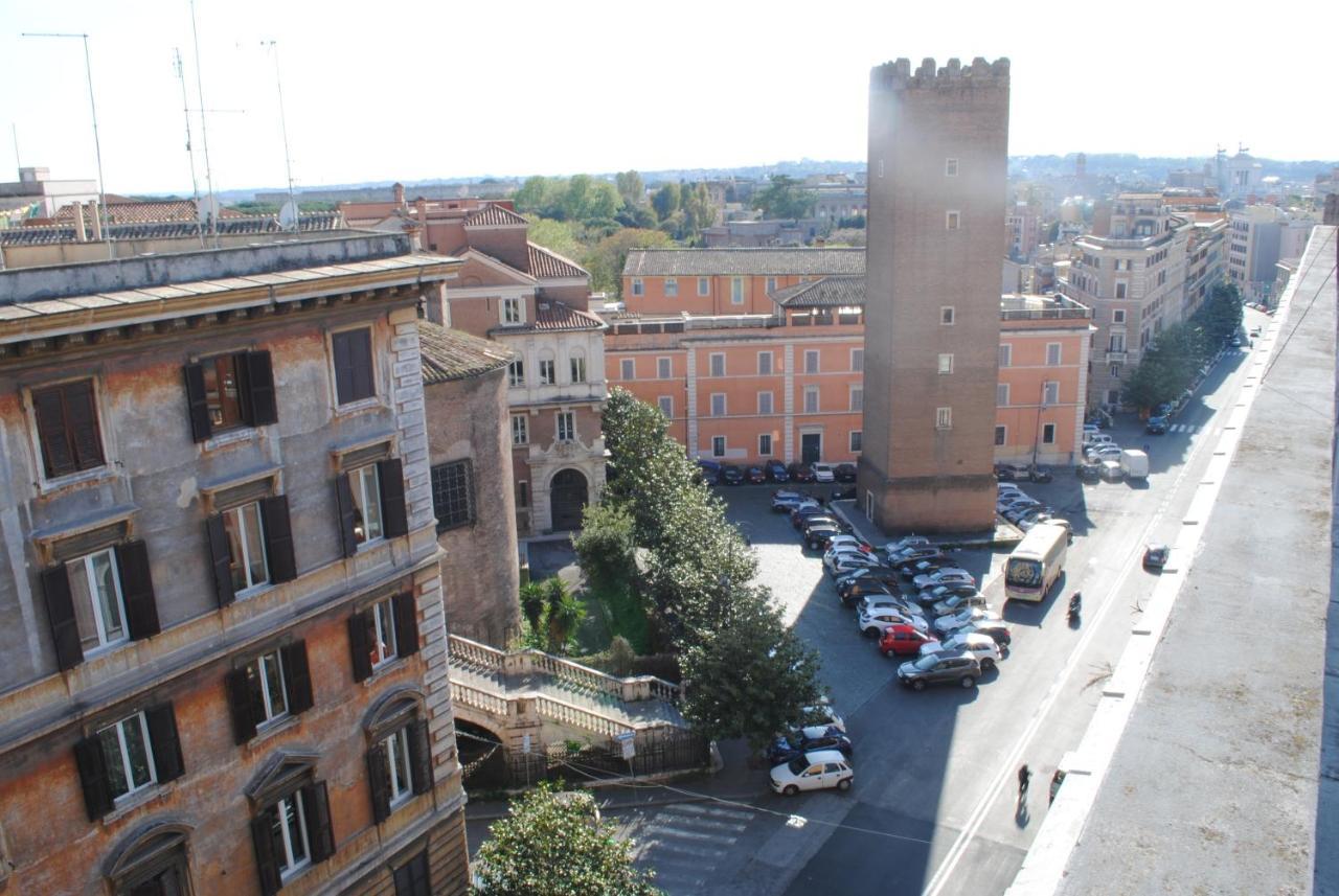 Lombardo Acomodação com café da manhã Roma Exterior foto